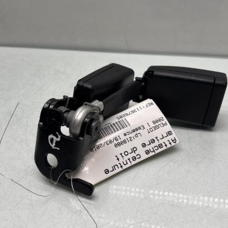 Attache ceinture arriere droit PEUGEOT 2008 1 Photo n°3