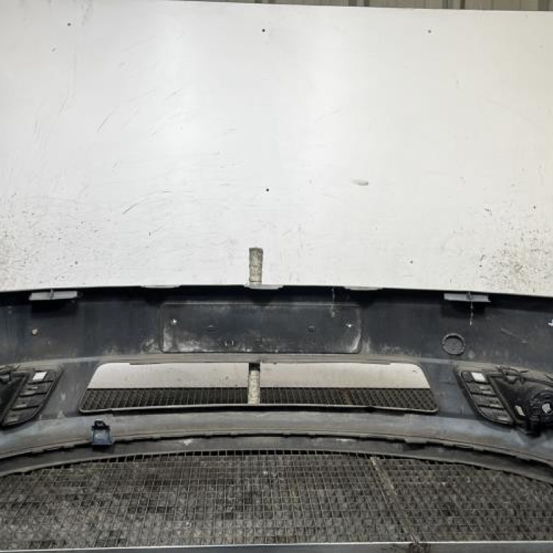 Pare choc avant FORD FIESTA 5 Photo n°4