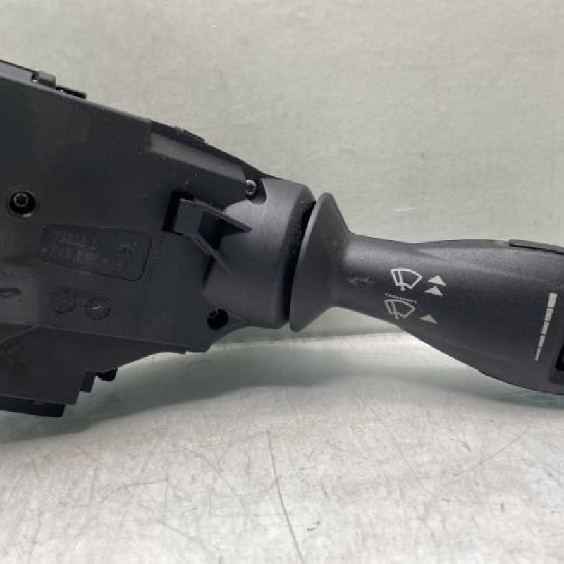 Commodo d'essuie glaces FORD FIESTA 6 Photo n°1