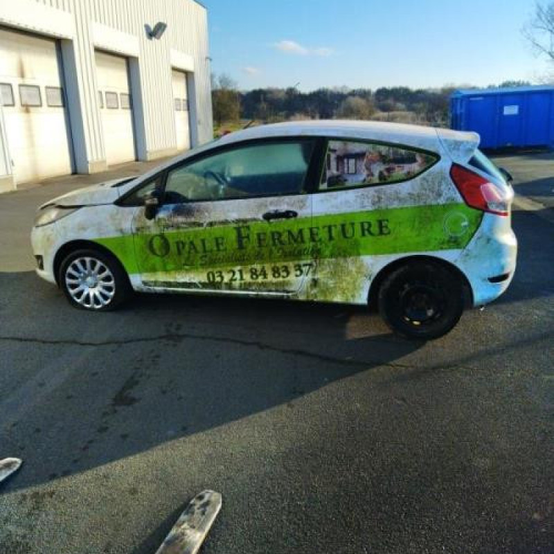 Compteur FORD FIESTA 6 Photo n°17