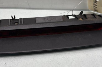 Feu arriere stop central CITROEN XSARA PICASSO Photo n°1