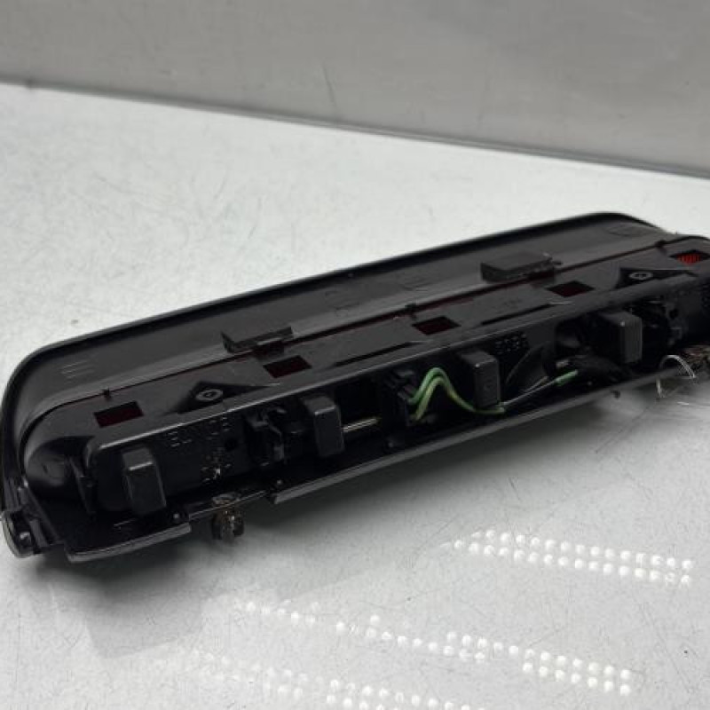 Feu arriere stop central CITROEN XSARA PICASSO Photo n°2