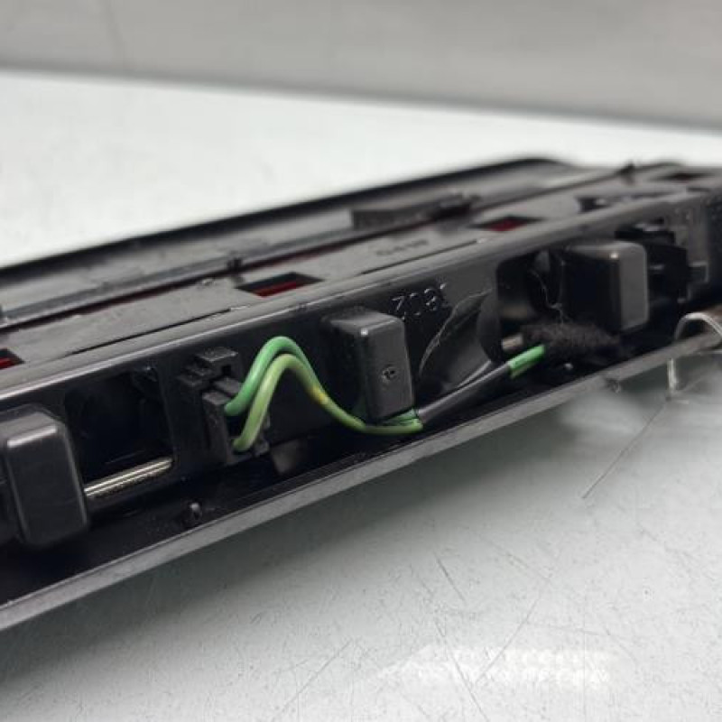 Feu arriere stop central CITROEN XSARA PICASSO Photo n°3