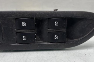 Interrupteur de leve vitre avant gauche RENAULT LAGUNA 2 Photo n°1