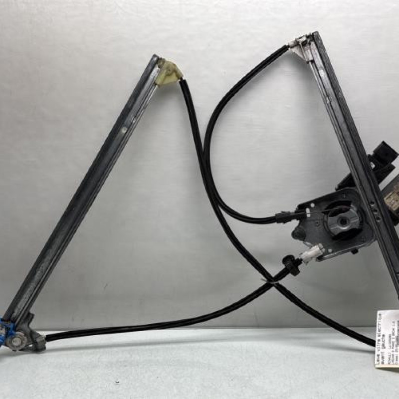 Leve vitre electrique avant gauche RENAULT LAGUNA 2 Photo n°1