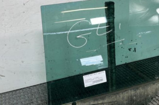 Vitre arriere gauche VOLKSWAGEN PASSAT 6