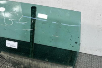 Vitre arriere gauche VOLKSWAGEN PASSAT 6