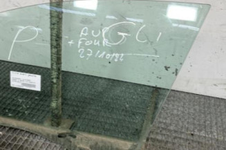 Vitre avant gauche VOLKSWAGEN PASSAT 6