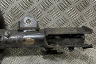 Amortisseur avant droit TOYOTA AURIS 1