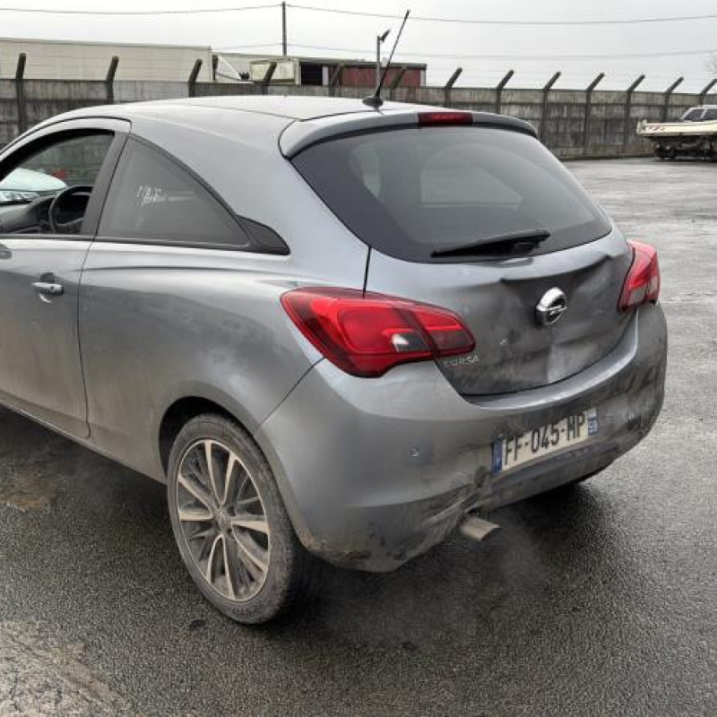 Vitre avant droit OPEL CORSA E Photo n°8