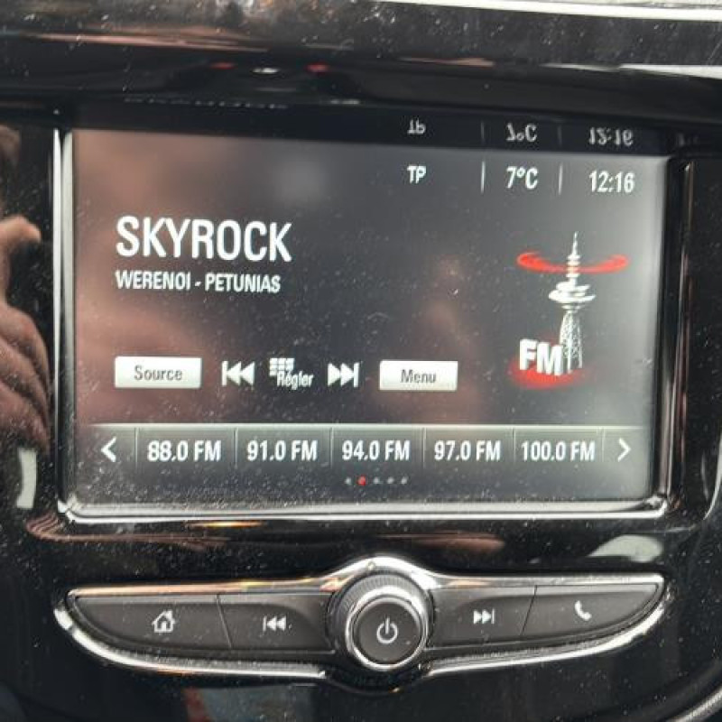 Vitre avant droit OPEL CORSA E Photo n°19