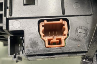 Com (Bloc Contacteur Tournant+Commodo Essuie Glace+Commodo Phare) CITROEN C3 1