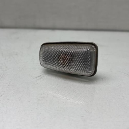 Repetiteur clignotant avant droit  (Feux) CITROEN SAXO Photo n°1
