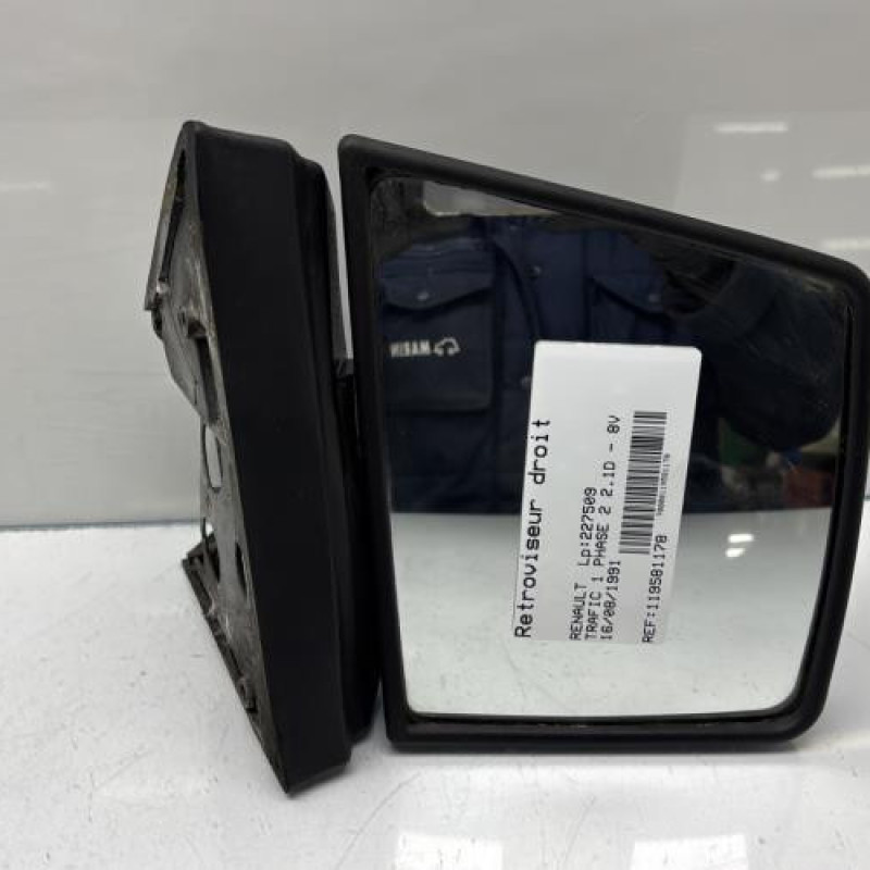 Retroviseur droit RENAULT TRAFIC 1 Photo n°1