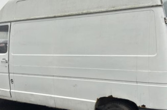 Retroviseur droit RENAULT TRAFIC 1