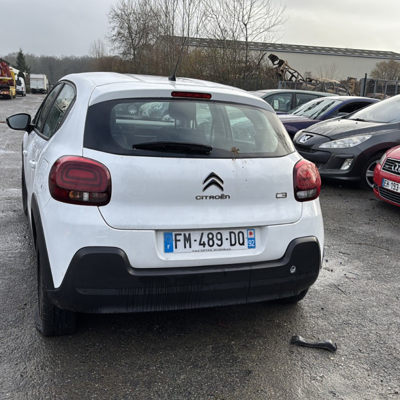 CITROEN C3 3 PHASE 1 1.2 VTI - 12V Photo n°4