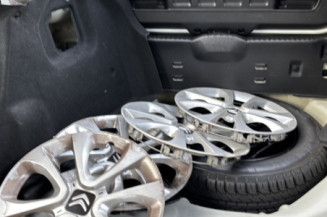 CITROEN C3 3 PHASE 1 1.2 VTI - 12V