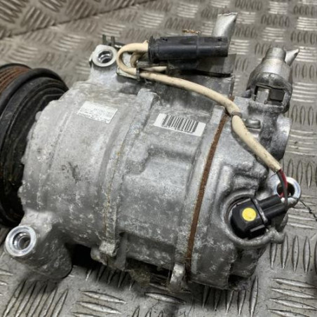 Compresseur clim MERCEDES CLASSE A 176 Photo n°1