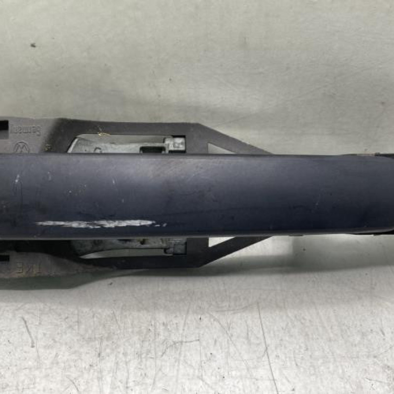 Poignee porte arriere droit VOLKSWAGEN GOLF 4 Photo n°1