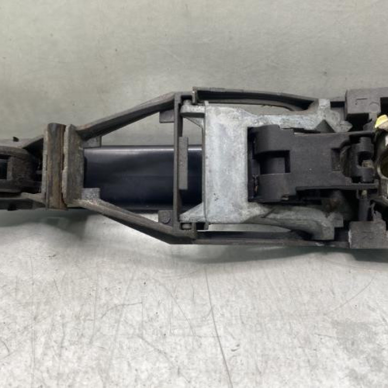 Poignee porte arriere droit VOLKSWAGEN GOLF 4 Photo n°3