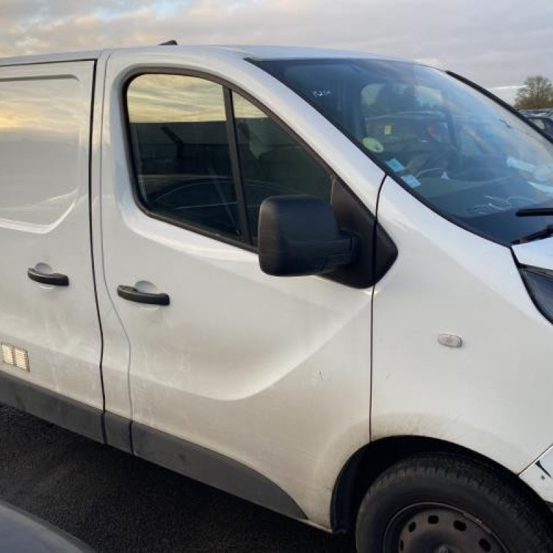 Moteur RENAULT TRAFIC 3 COURT Photo n°18