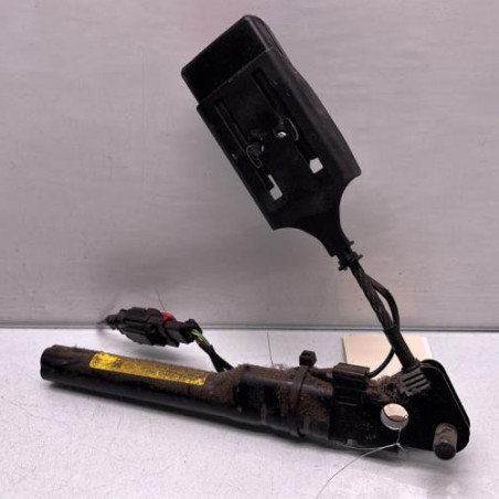 Pretensionneur de ceinture avant gauche RENAULT TWINGO 2 Photo n°1