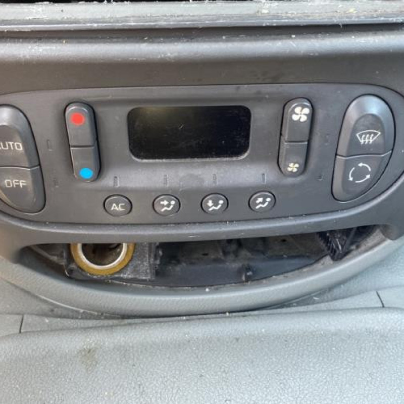 Aile avant droit RENAULT SCENIC 1 Photo n°20