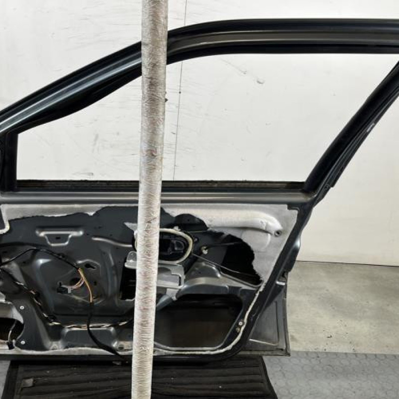 Porte avant droit PEUGEOT 406 Photo n°6