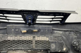Pare choc avant DACIA SANDERO 1