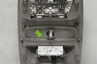 Eclairage de plafonnier RENAULT CLIO 4