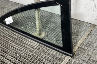 Custode arriere droit OPEL CORSA D