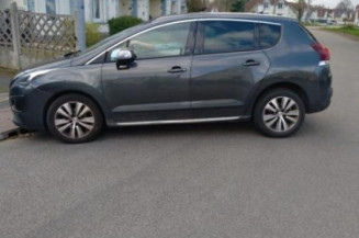 Aile avant droit PEUGEOT 3008 1