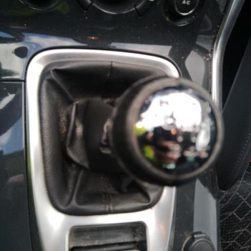 Custode arriere gauche PEUGEOT 3008 1 Photo n°15