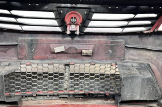 Pare choc avant DACIA SANDERO 1