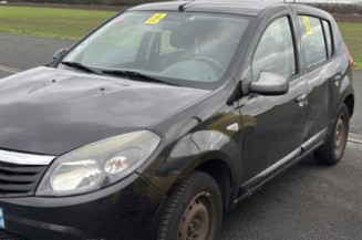 Pare choc arriere DACIA SANDERO 1