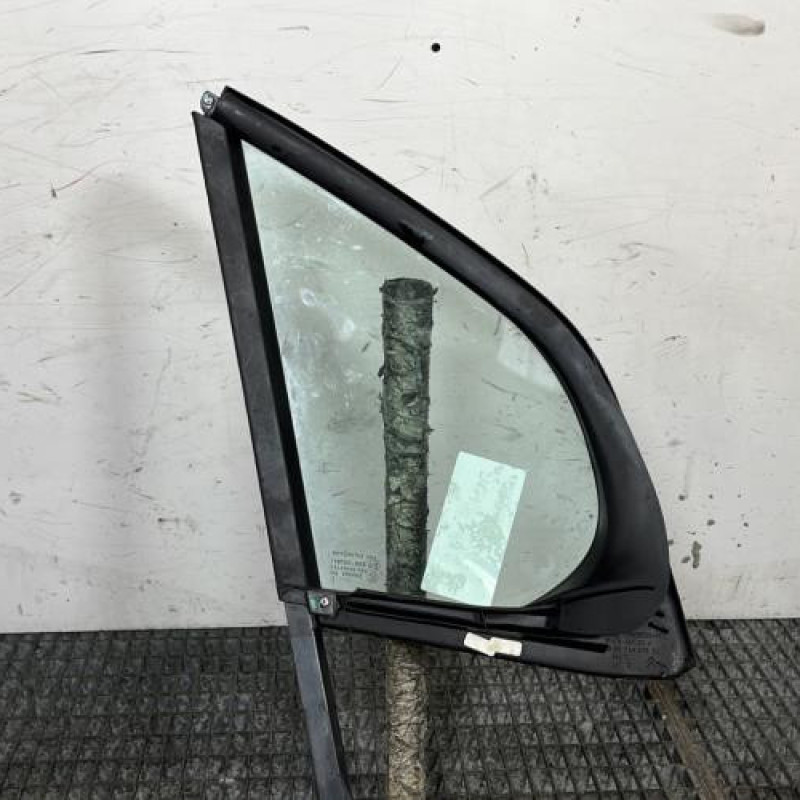 Custode avant gauche (porte) CITROEN C3 2 Photo n°4