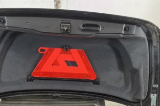 Malle/Hayon arriere MERCEDES CLASSE S 220