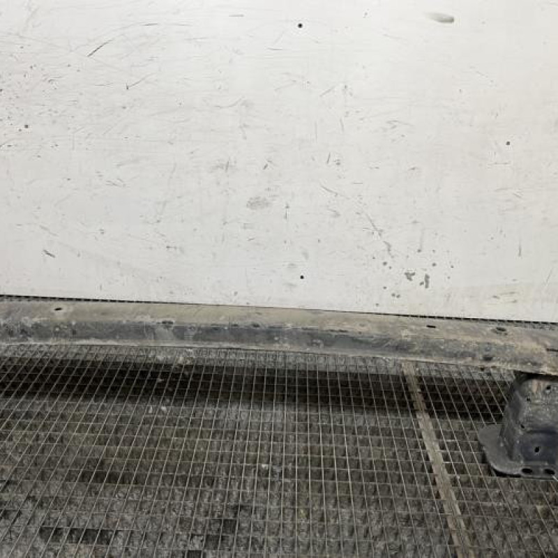 Renfort pare choc arriere (traverse) PEUGEOT 3008 1 Photo n°1