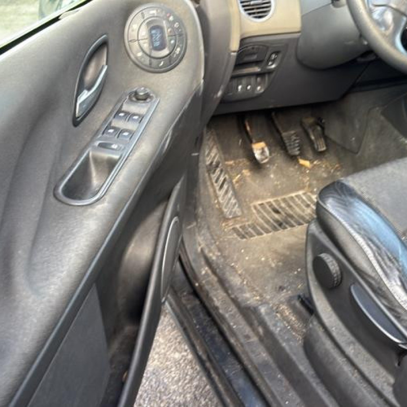 Renfort pare choc arriere (traverse) RENAULT ESPACE 4 Photo n°13