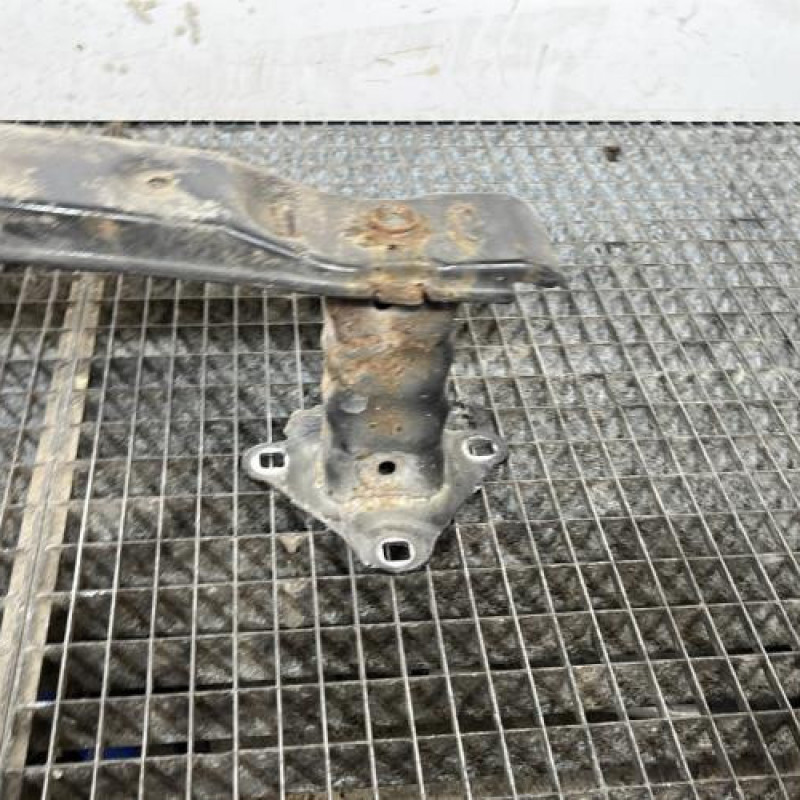 Renfort pare choc arriere (traverse) CITROEN C3 2 Photo n°3