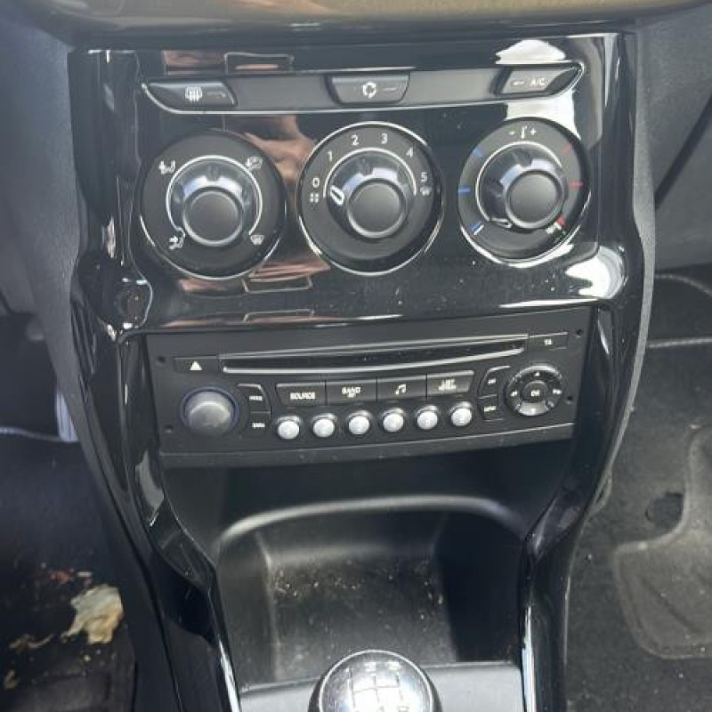 Renfort pare choc avant (traverse) CITROEN C3 2 Photo n°13