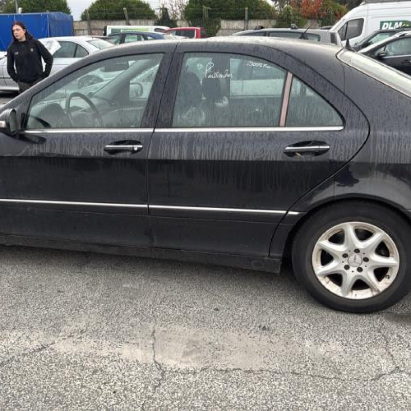 Pare choc avant MERCEDES CLASSE S 220 Photo n°13