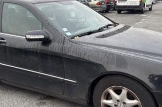 Pare choc avant MERCEDES CLASSE S 220