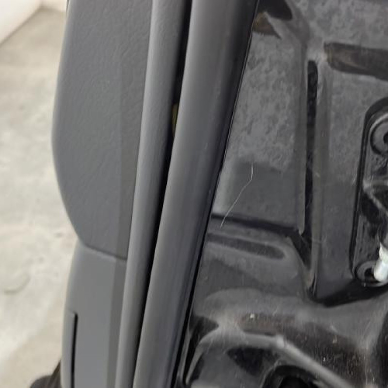 Porte arriere gauche MERCEDES CLASSE S 220 Photo n°4