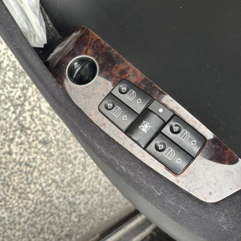 Porte avant droit MERCEDES CLASSE S 220 Photo n°18