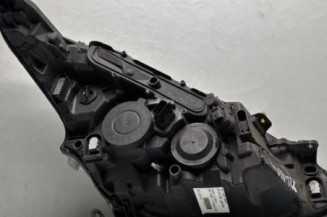 Optique avant principal gauche (feux)(phare) PEUGEOT 208 1