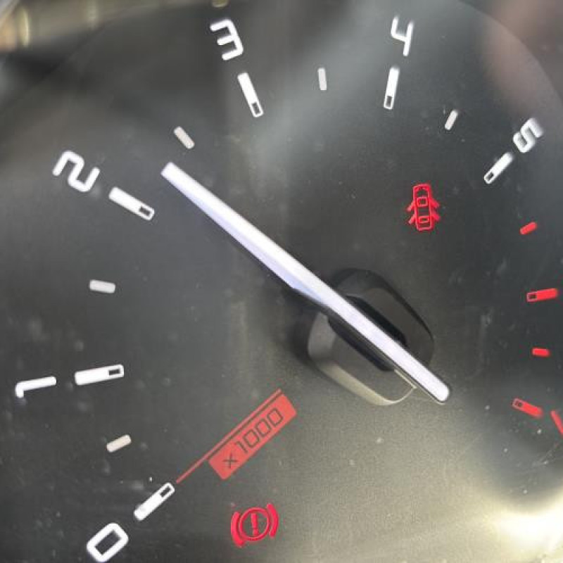 Actionneur verrou trappe d'essence CITROEN C3 3 Photo n°14