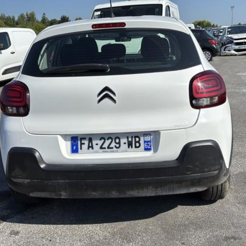 Actionneur verrou trappe d'essence CITROEN C3 3 Photo n°19