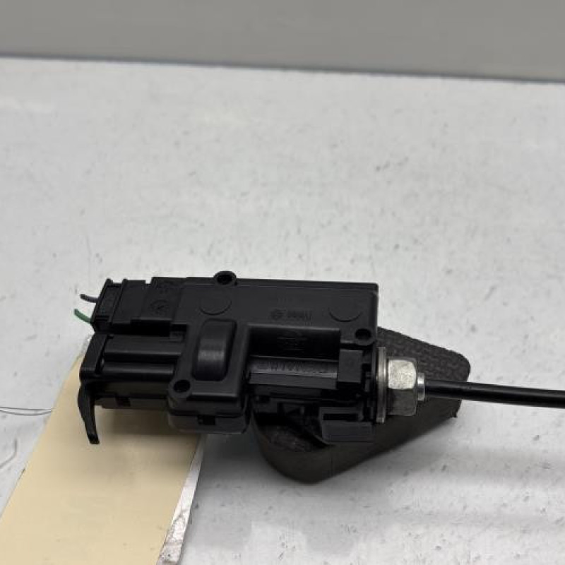 Actionneur verrou trappe d'essence RENAULT MEGANE 4 Photo n°1