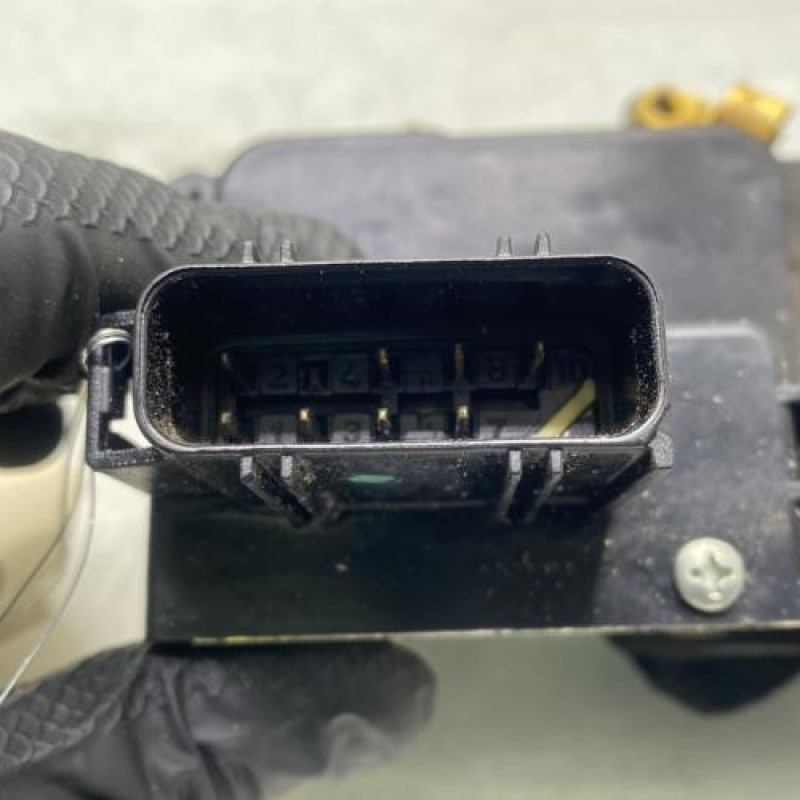 Serrure avant droit FORD FUSION Photo n°4